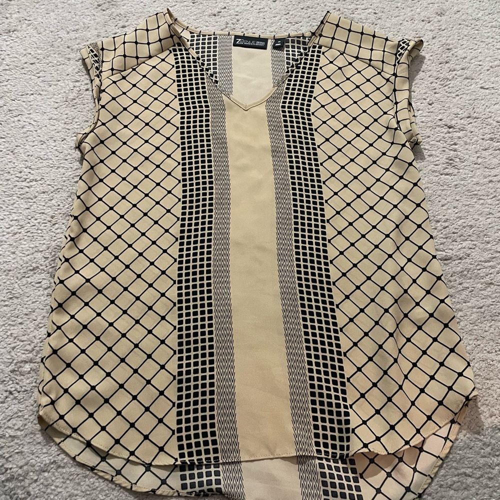 New York & Co. Silk black and beige blouse. Xtra small